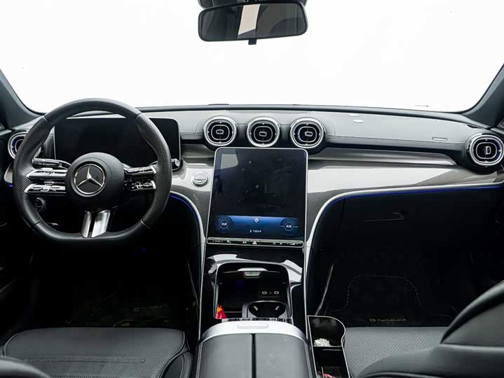 Фото 7 - Mercedes-Benz C-Class