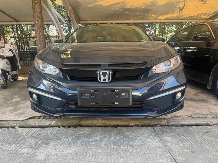 Фото 2 - Honda Civic