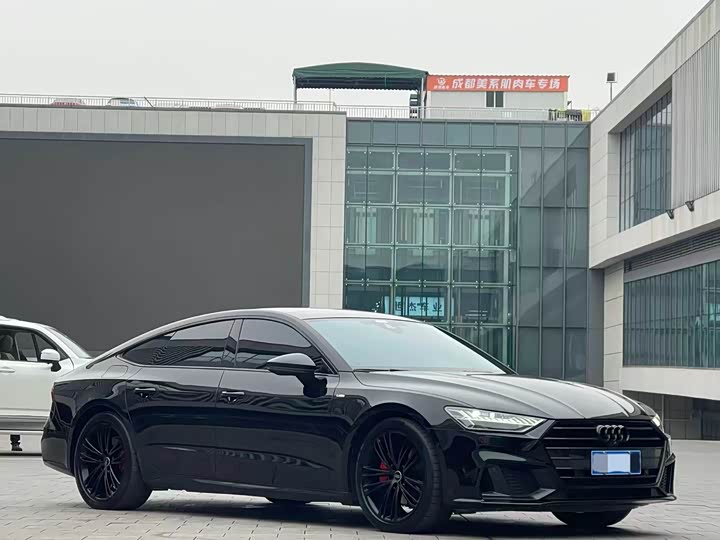 Фото 2 - Audi A7