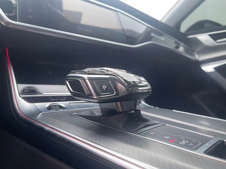 Фото 6 - Audi A7