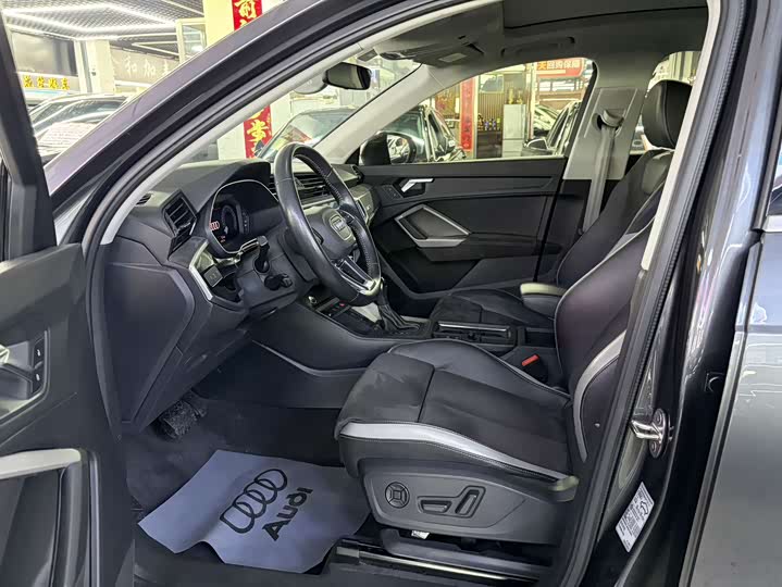 Фото 6 - Audi Q3