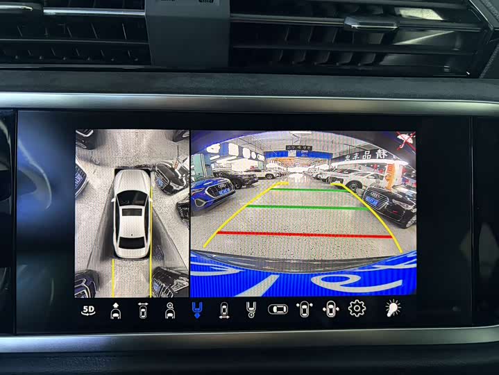 Фото 9 - Audi Q3