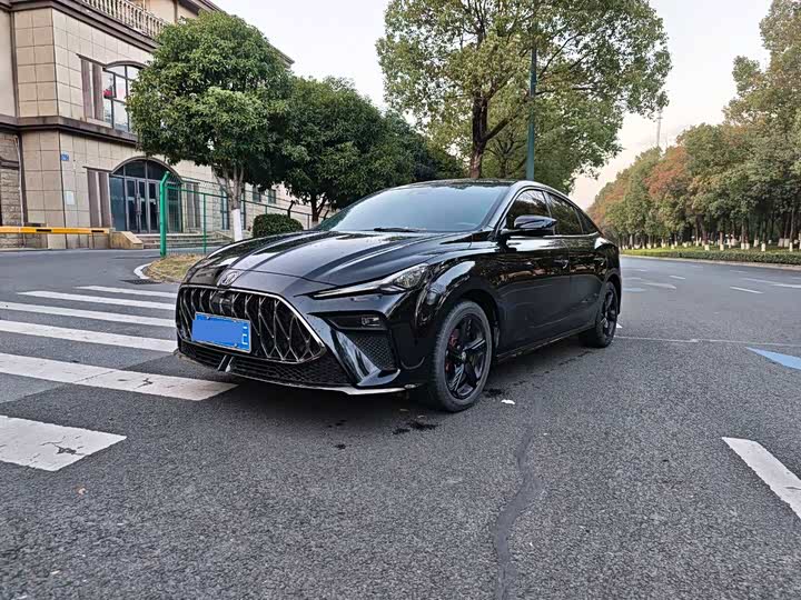 Фото 1 - MG Motor 5 Scorpio