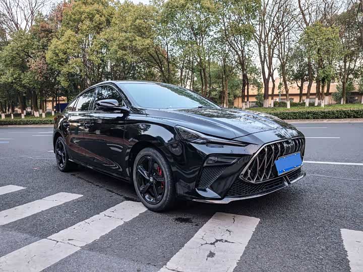 Фото 3 - MG Motor 5 Scorpio