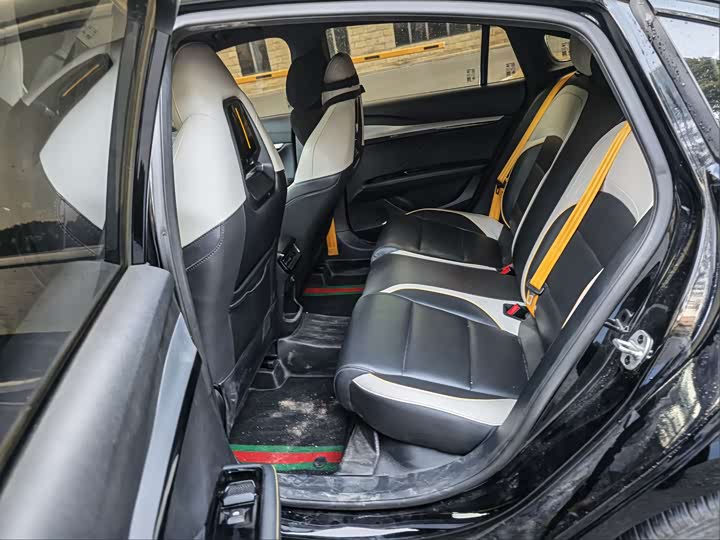 Фото 6 - MG Motor 5 Scorpio