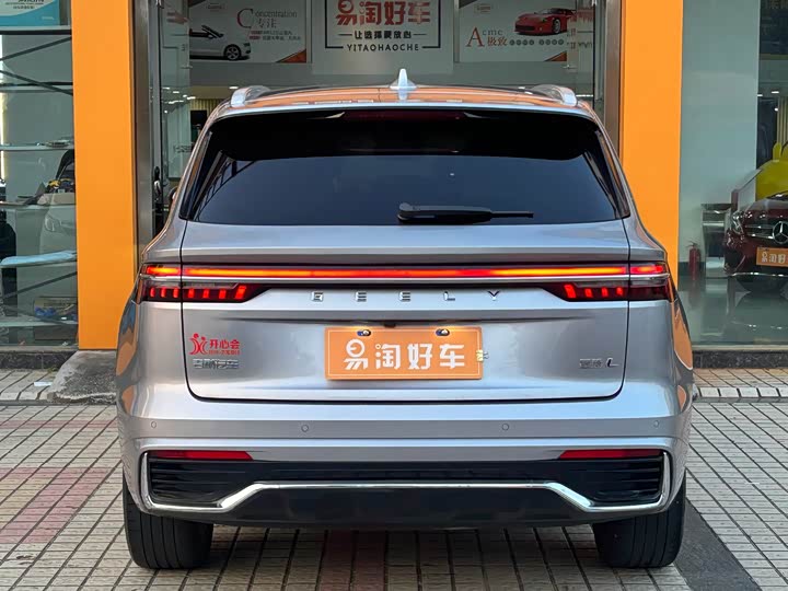 Фото 7 - Geely Monjaro