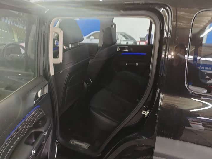 Фото 9 - Tank 300 Hybrid