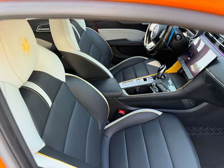 Фото 7 - MG Motor 6