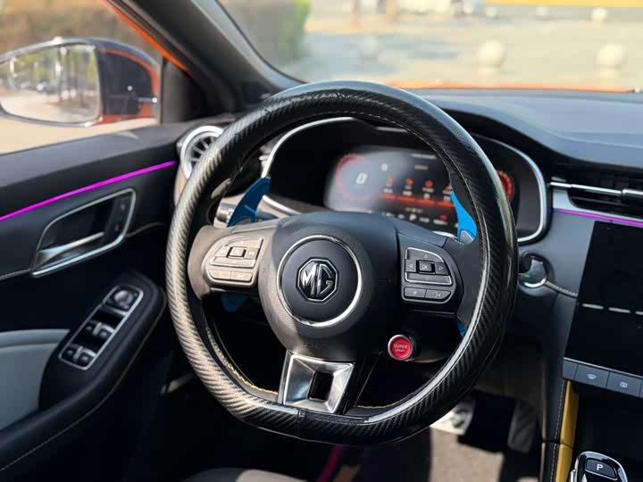 Фото 8 - MG Motor 6