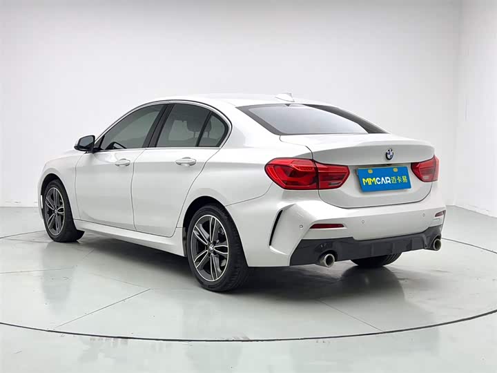 Фото 5 - BMW 1 Series