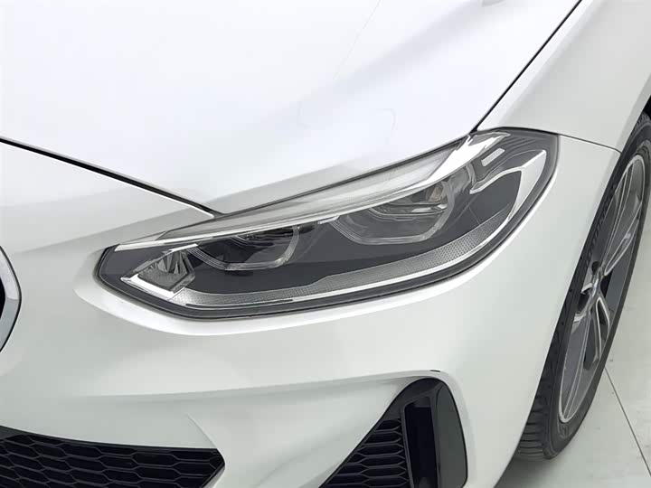 Фото 9 - BMW 1 Series