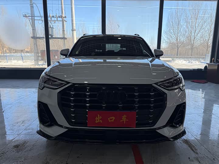 Фото 2 - Audi Q3