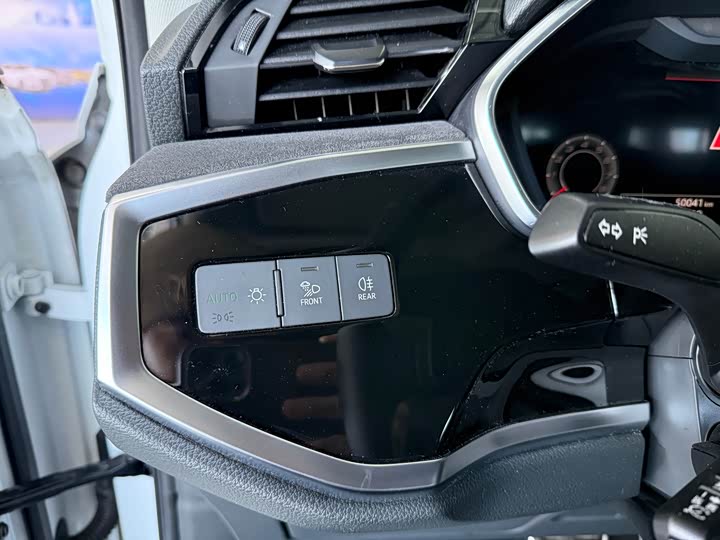 Фото 9 - Audi Q3