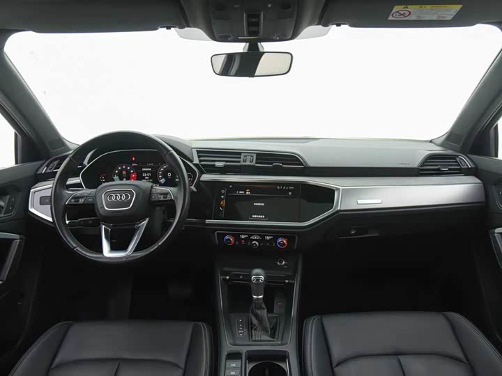 Фото 7 - Audi Q3