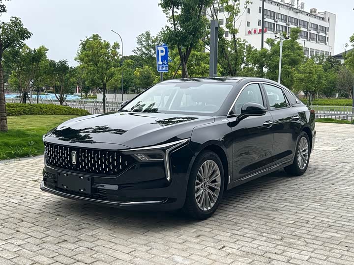 Фото 1 - Bestune B70