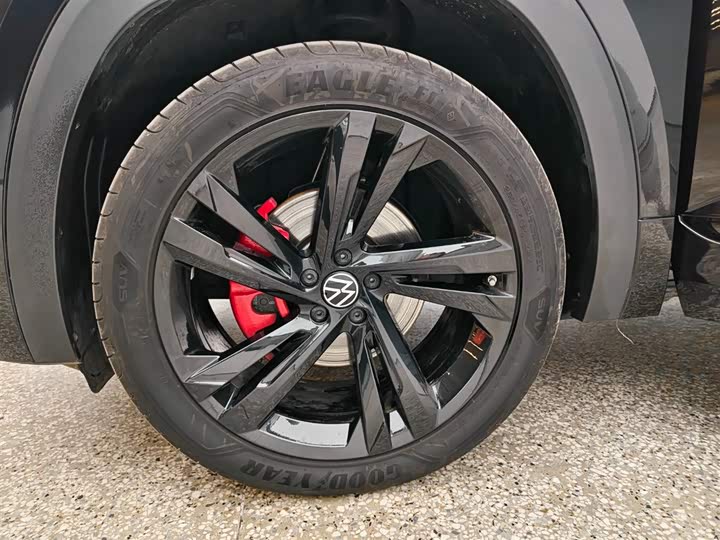 Фото 7 - Volkswagen Teramont X