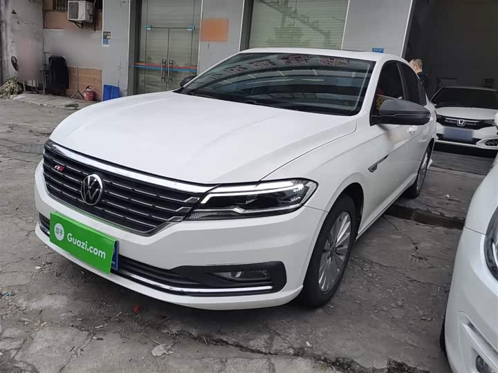 Фото 2 - Volkswagen Lavida