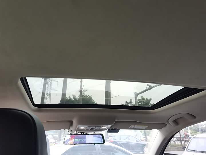 Фото 8 - Volkswagen Lavida