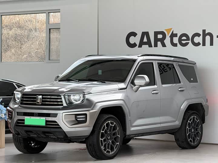 Фото 1 - Tank 700 Hybrid