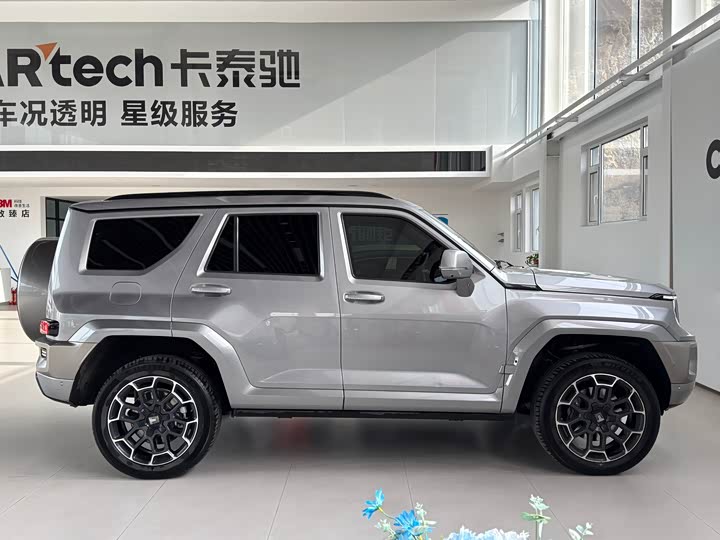 Фото 6 - Tank 700 Hybrid