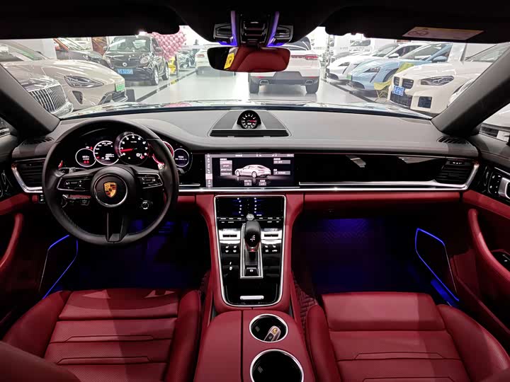 Фото 5 - Porsche Panamera