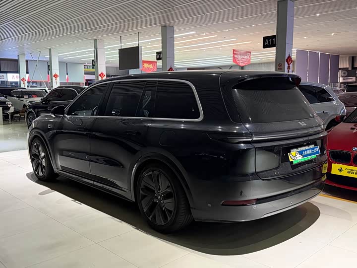 Фото 2 - LiXiang L9