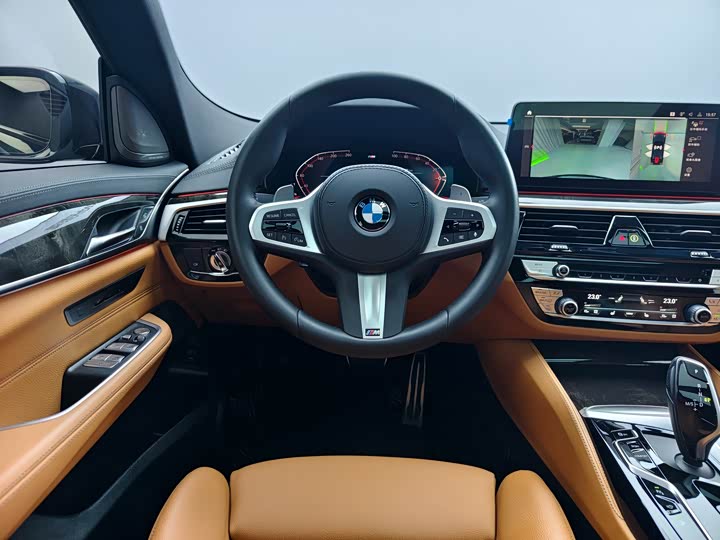 Фото 5 - BMW 6 Series GT