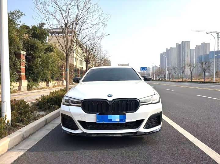 Фото 2 - BMW 5 Series
