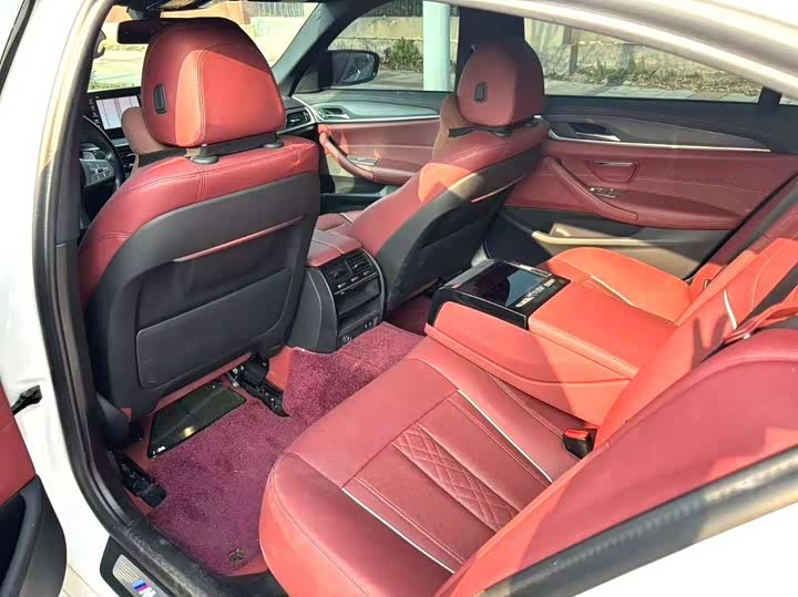 Фото 7 - BMW 5 Series