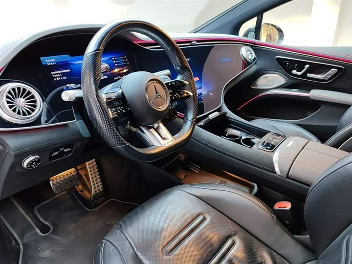 Фото 9 - Mercedes-Benz EQS AMG