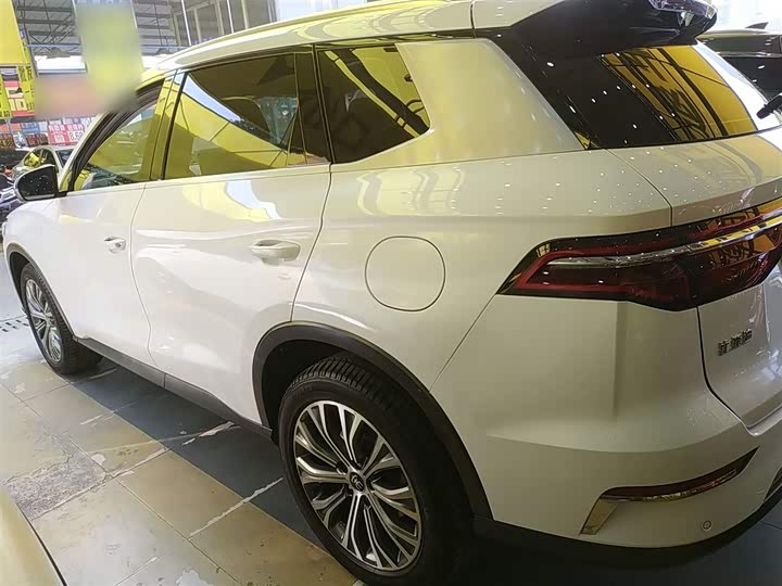 Фото 5 - BYD Song Pro Hybrid