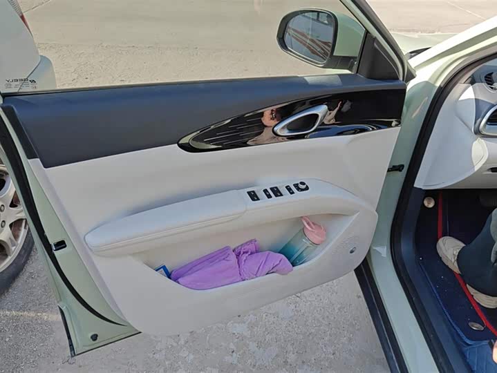 Фото 7 - Geely Galaxy Geome