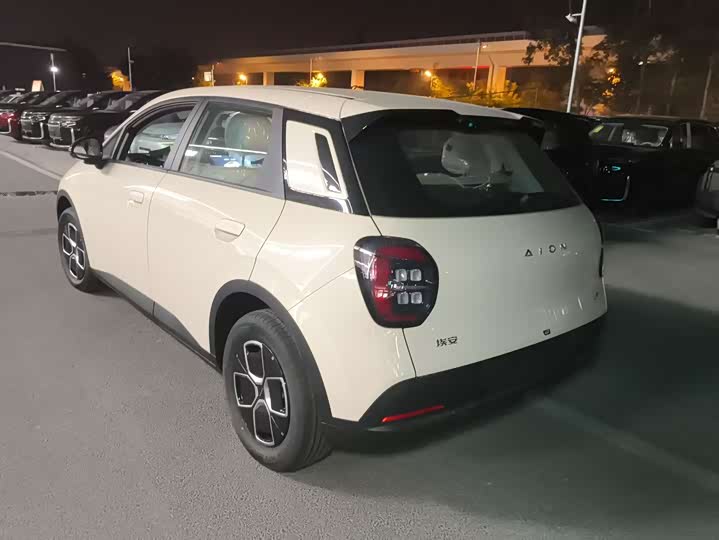 Фото 7 - GAC Aion UT Super