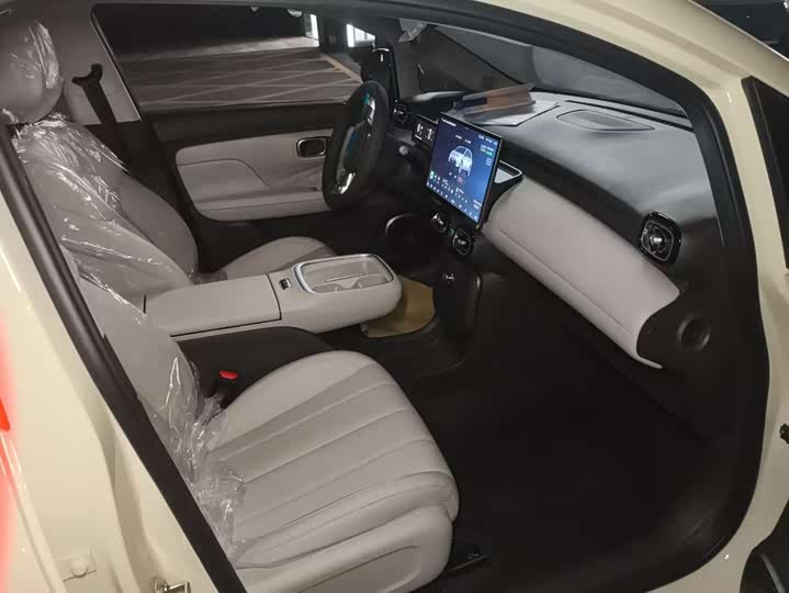 Фото 8 - GAC Aion UT Super