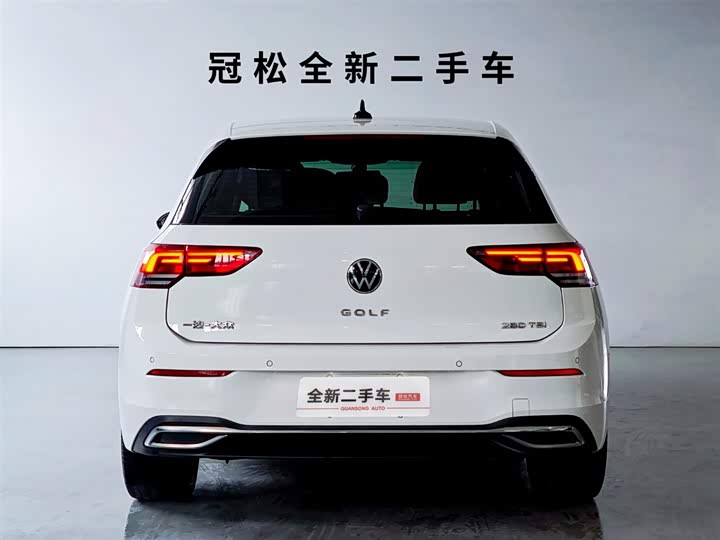 Фото 5 - Volkswagen Golf