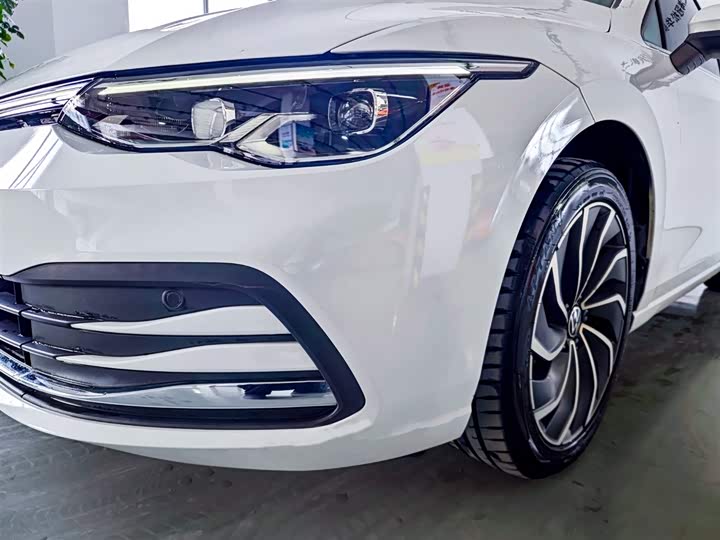 Фото 6 - Volkswagen Golf