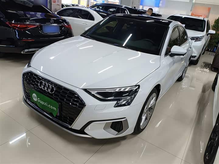 Фото 1 - Audi A3