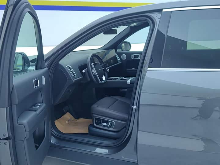 Фото 9 - LiXiang L9