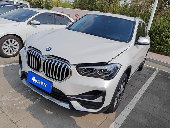 Фото 1 - BMW X1
