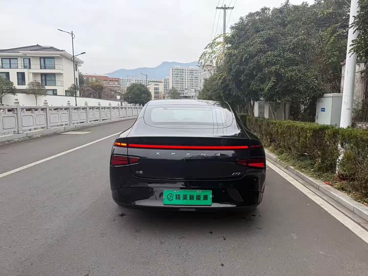 Фото 6 - XPeng P7