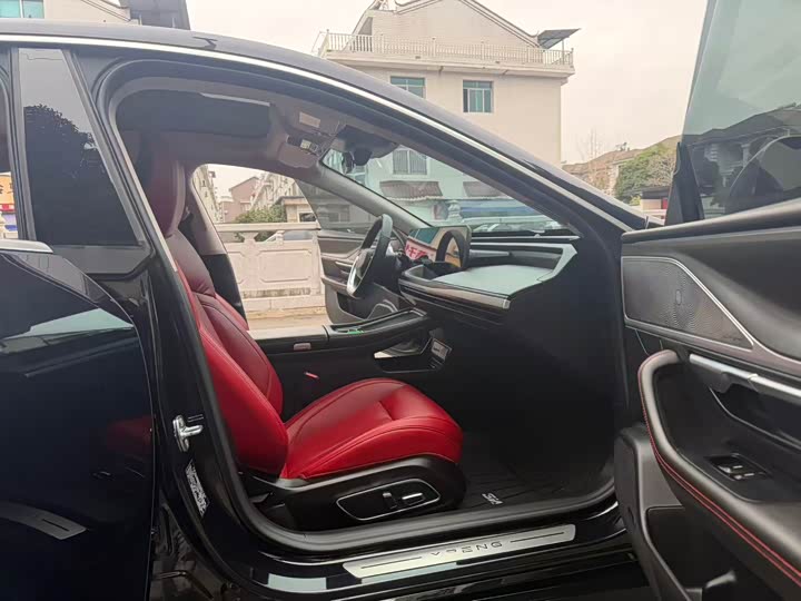 Фото 8 - XPeng P7