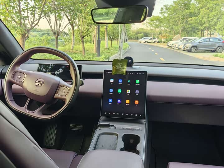 Фото 5 - Nio ET5T