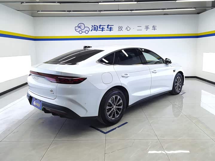 Фото 3 - BYD Qin L