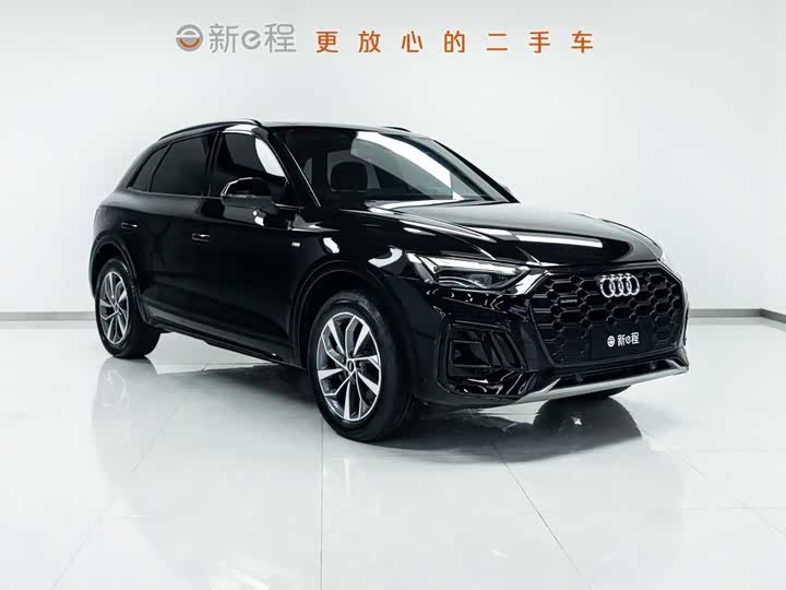 Фото 3 - Audi Q5L