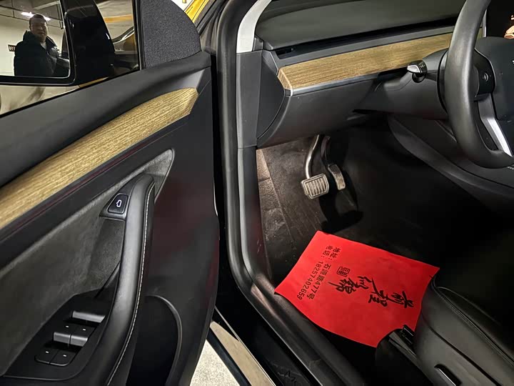 Фото 4 - Tesla Model Y