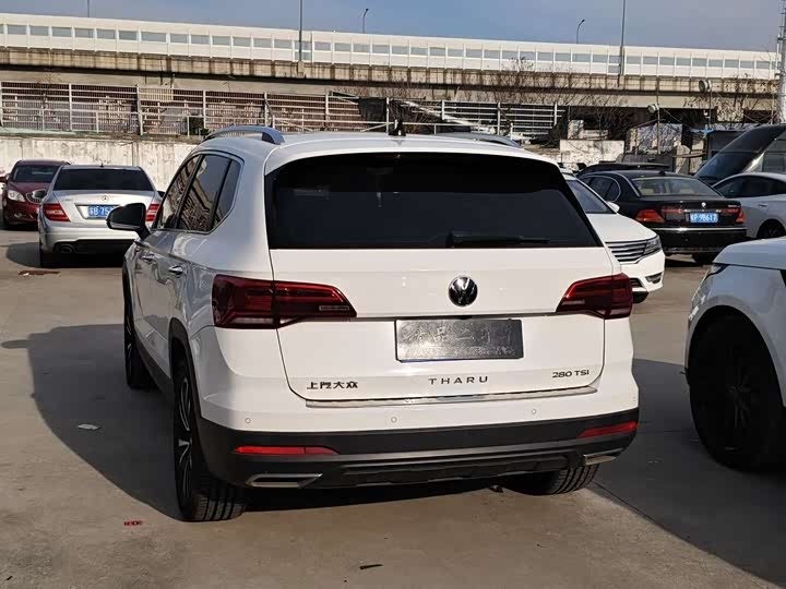 Фото 4 - Volkswagen Tharu