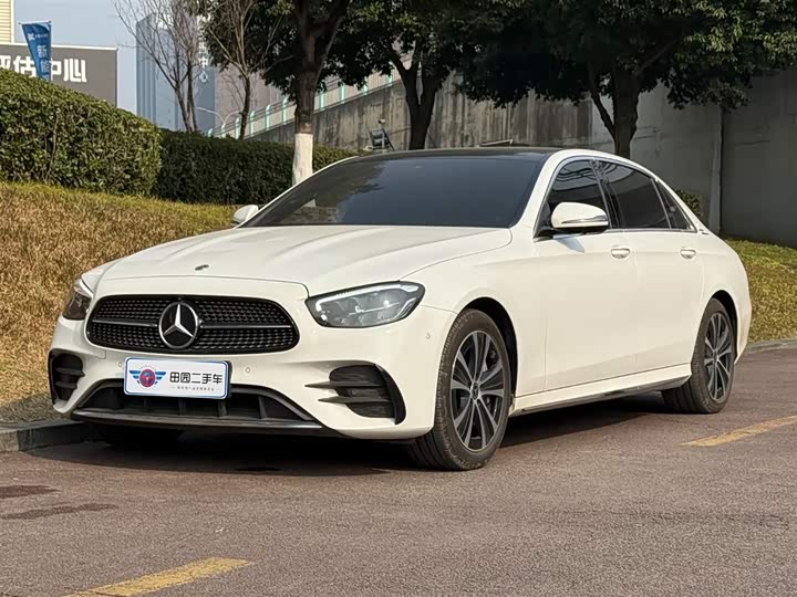 Фото 1 - Mercedes-Benz E-Class Hybrid