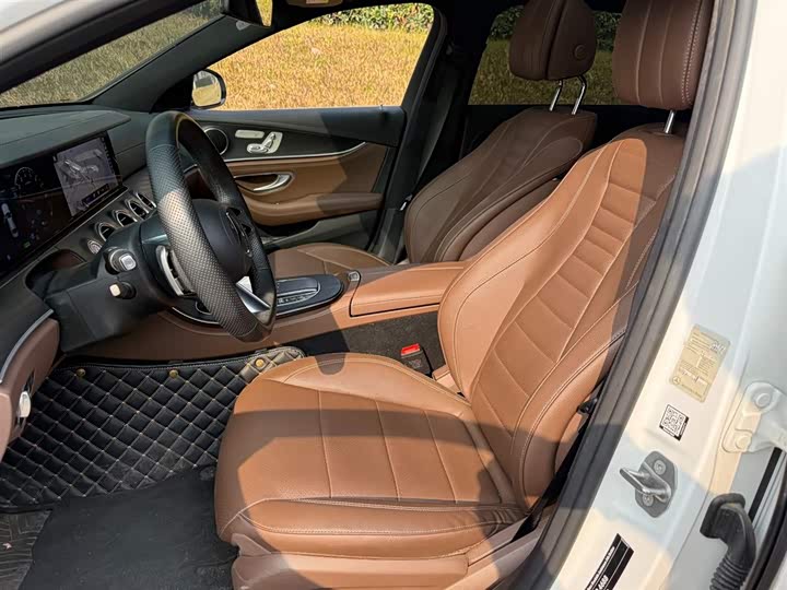 Фото 8 - Mercedes-Benz E-Class Hybrid