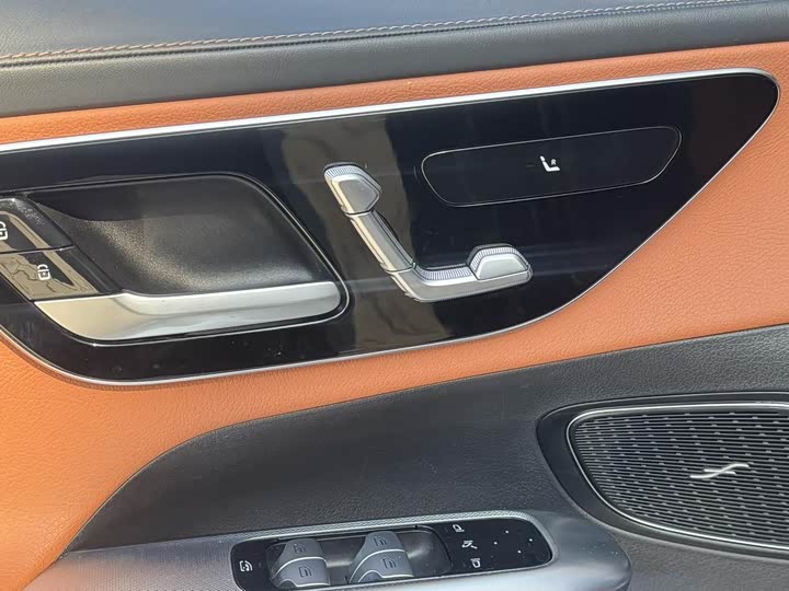 Фото 8 - Mercedes-Benz GLC-Class