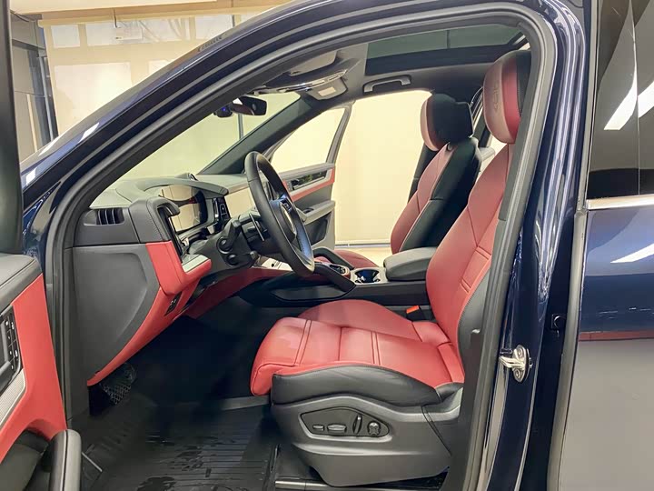 Фото 4 - Porsche Cayenne